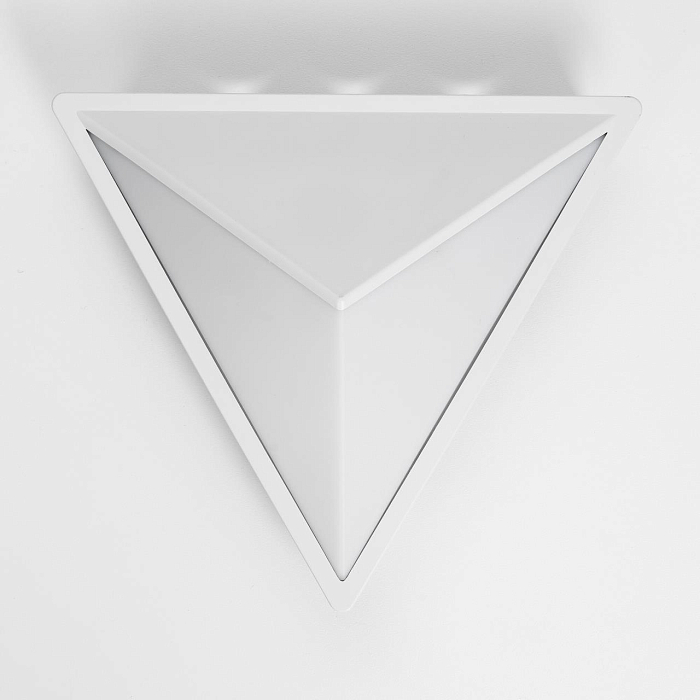 Уличный светильник  CLU0804WH