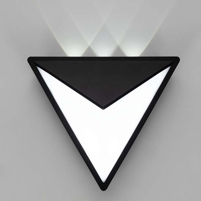 Уличный светильник  CLU0804BK